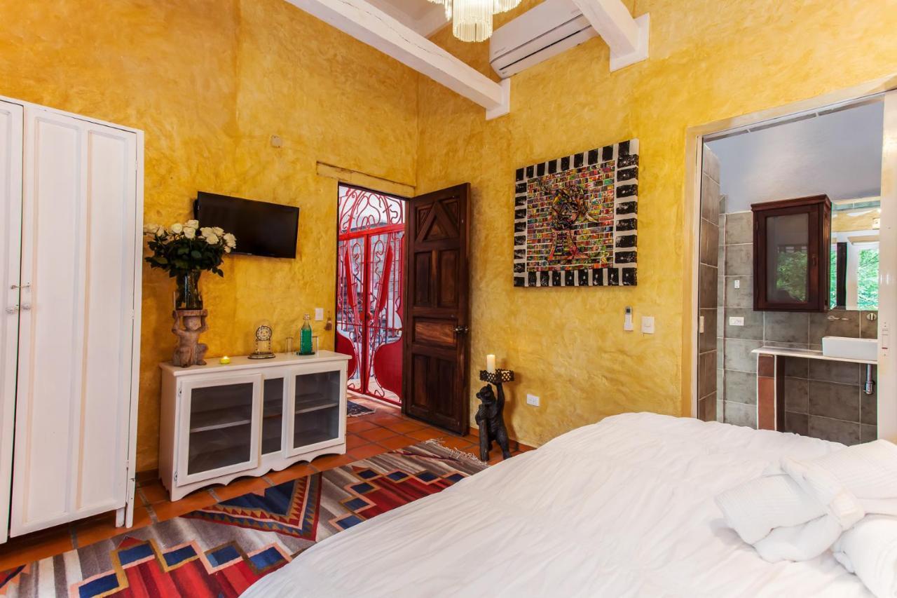 Garlands Del Rio Riverside Boutique Hotel Puerto Vallarta Luaran gambar