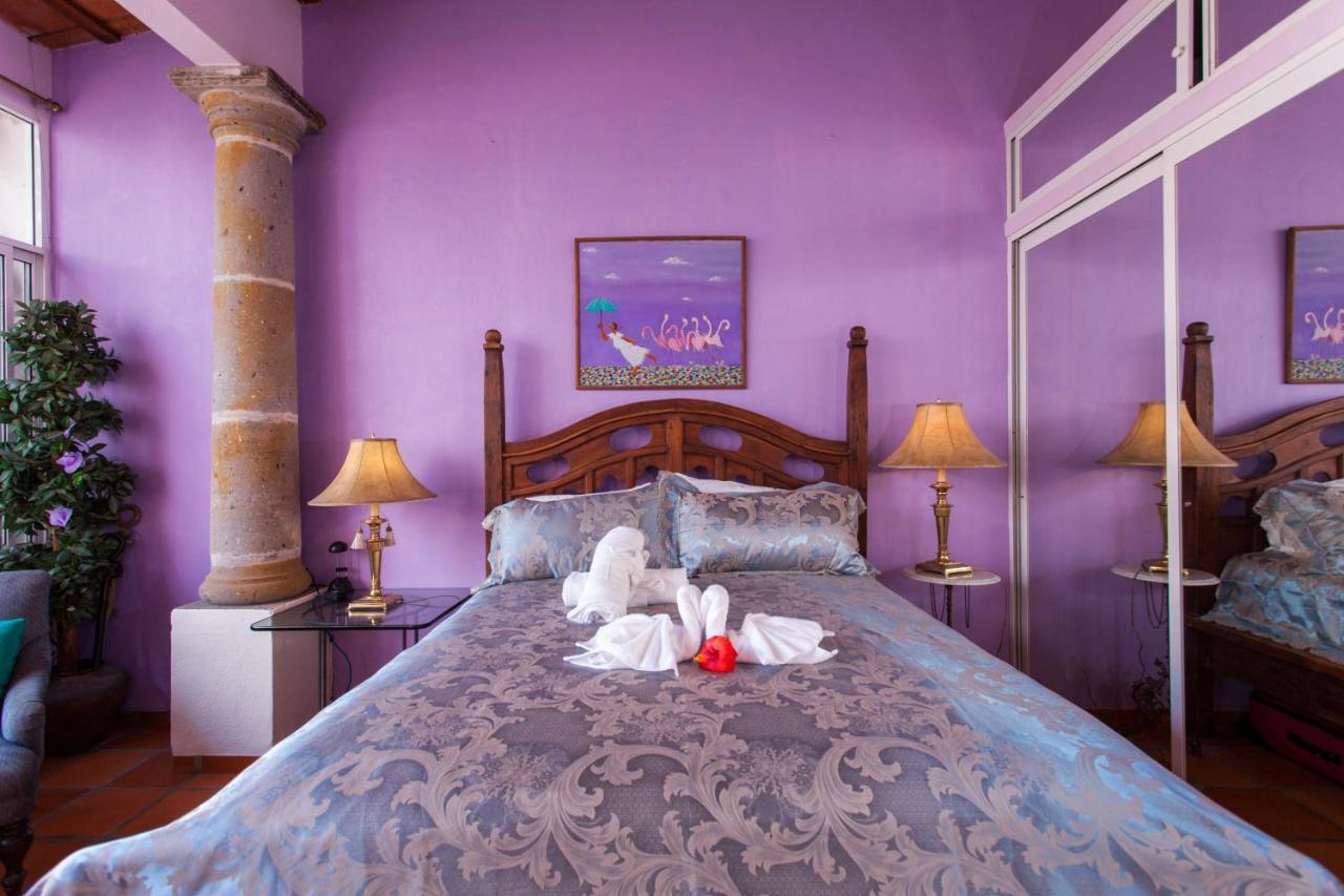 Garlands Del Rio Riverside Boutique Hotel Puerto Vallarta Bilik gambar