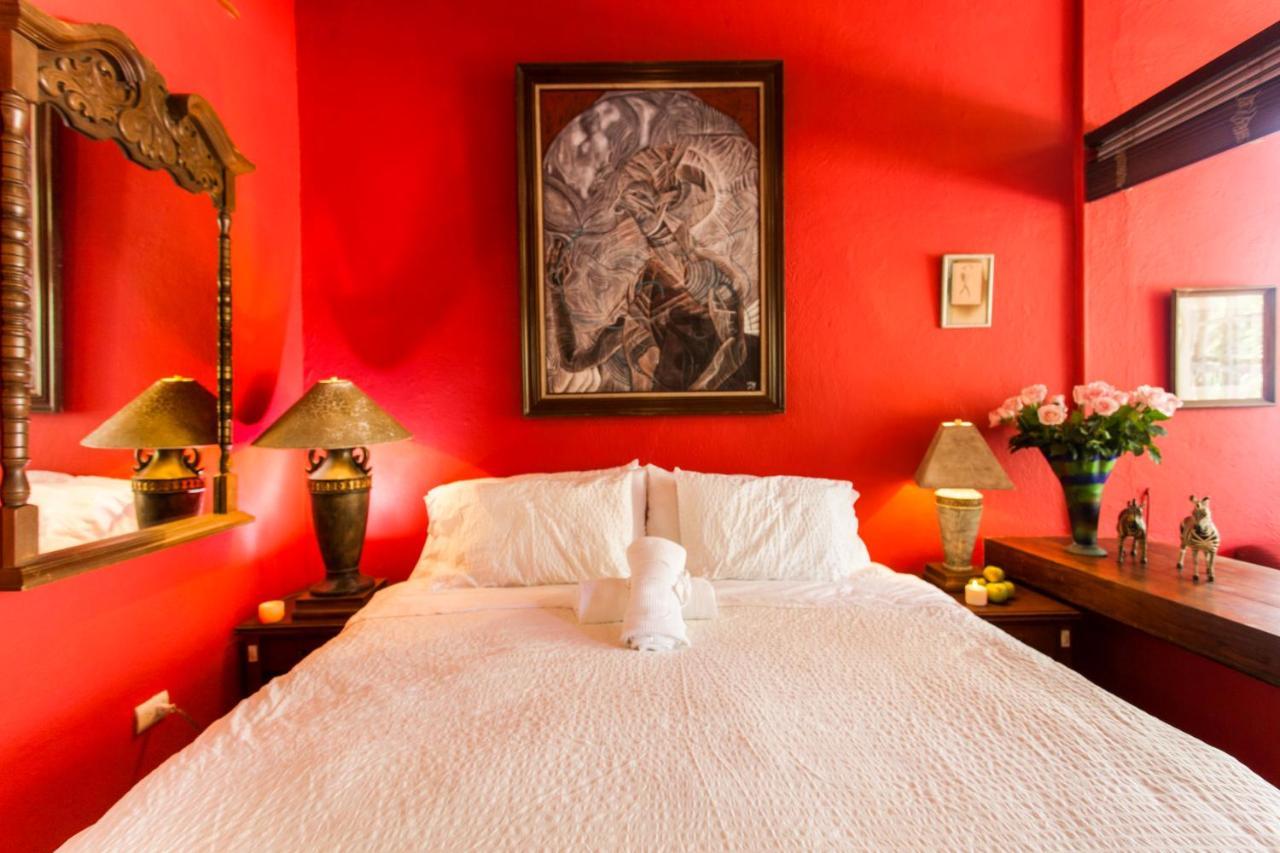 Garlands Del Rio Riverside Boutique Hotel Puerto Vallarta Bilik gambar